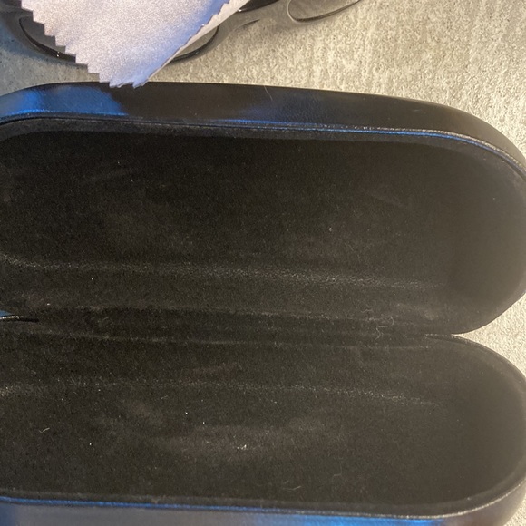 Fendi Sunglasses - Picture 7 of 11